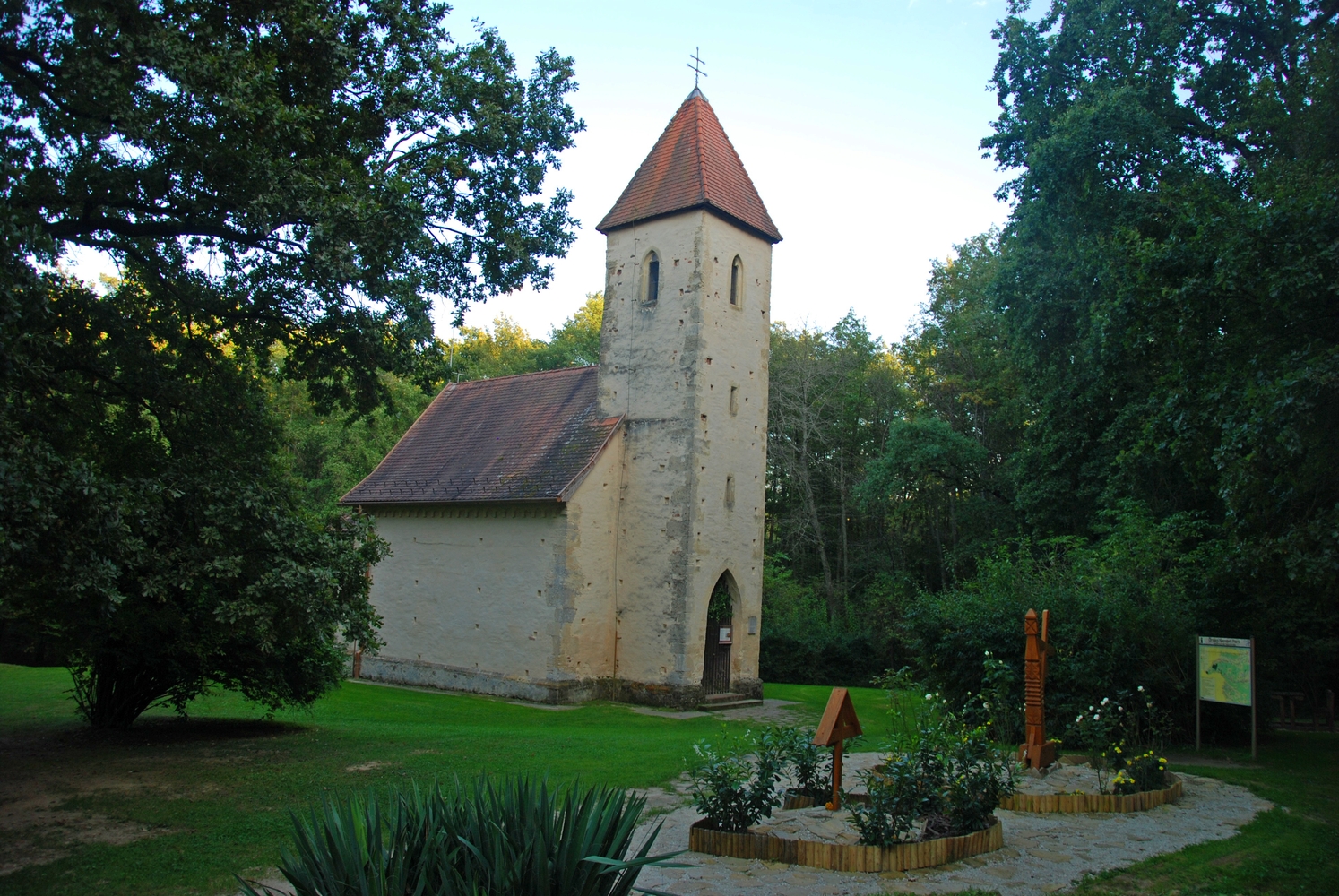 Velemér Szetháromság templom